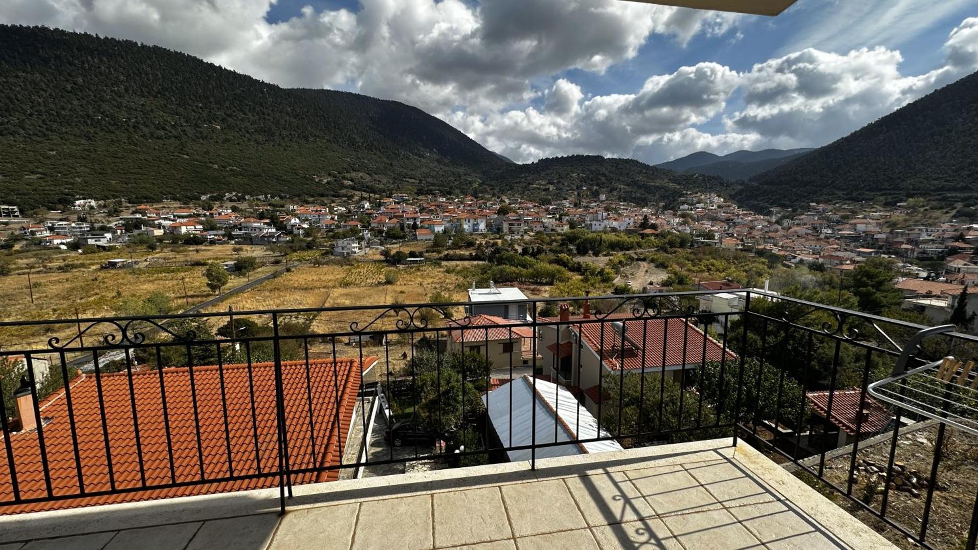 Το Πέτρινο Apartment Kiriákion Exterior foto