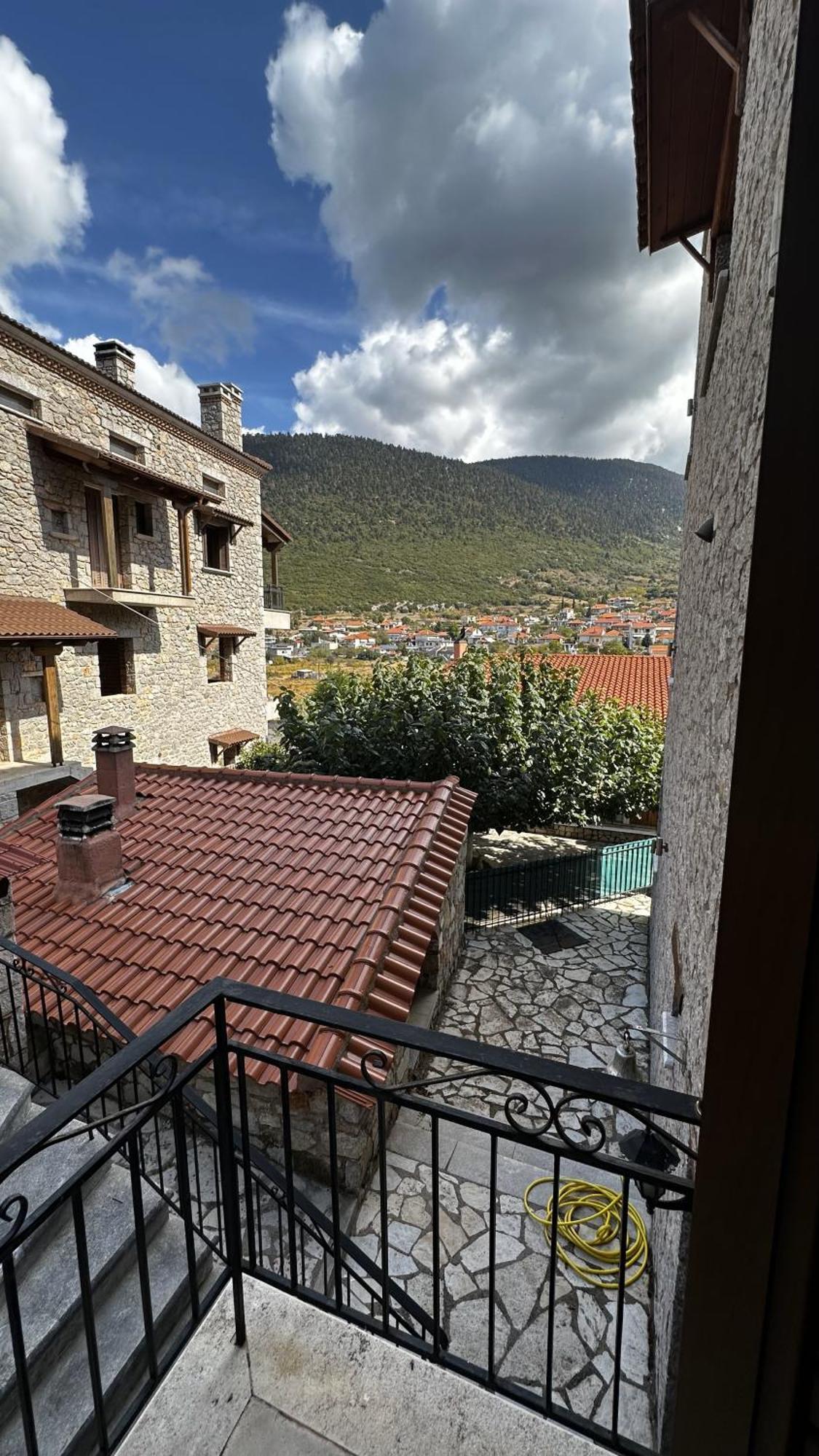 Το Πέτρινο Apartment Kiriákion Exterior foto
